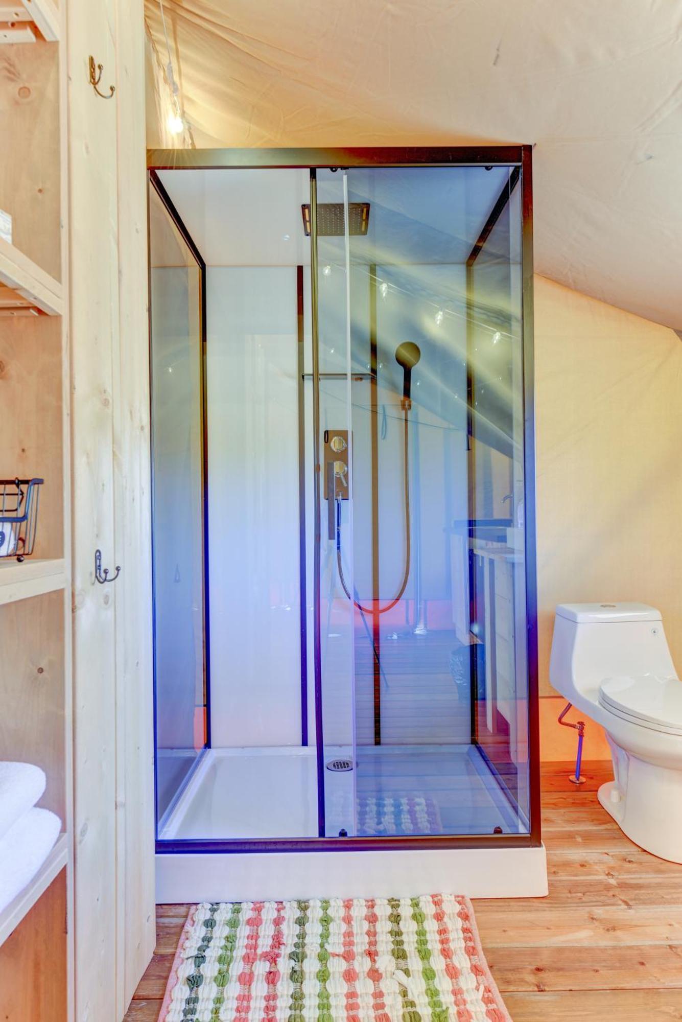 12 Fires Luxury Glamping With Heating #2 Hotel Johnson City Buitenkant foto