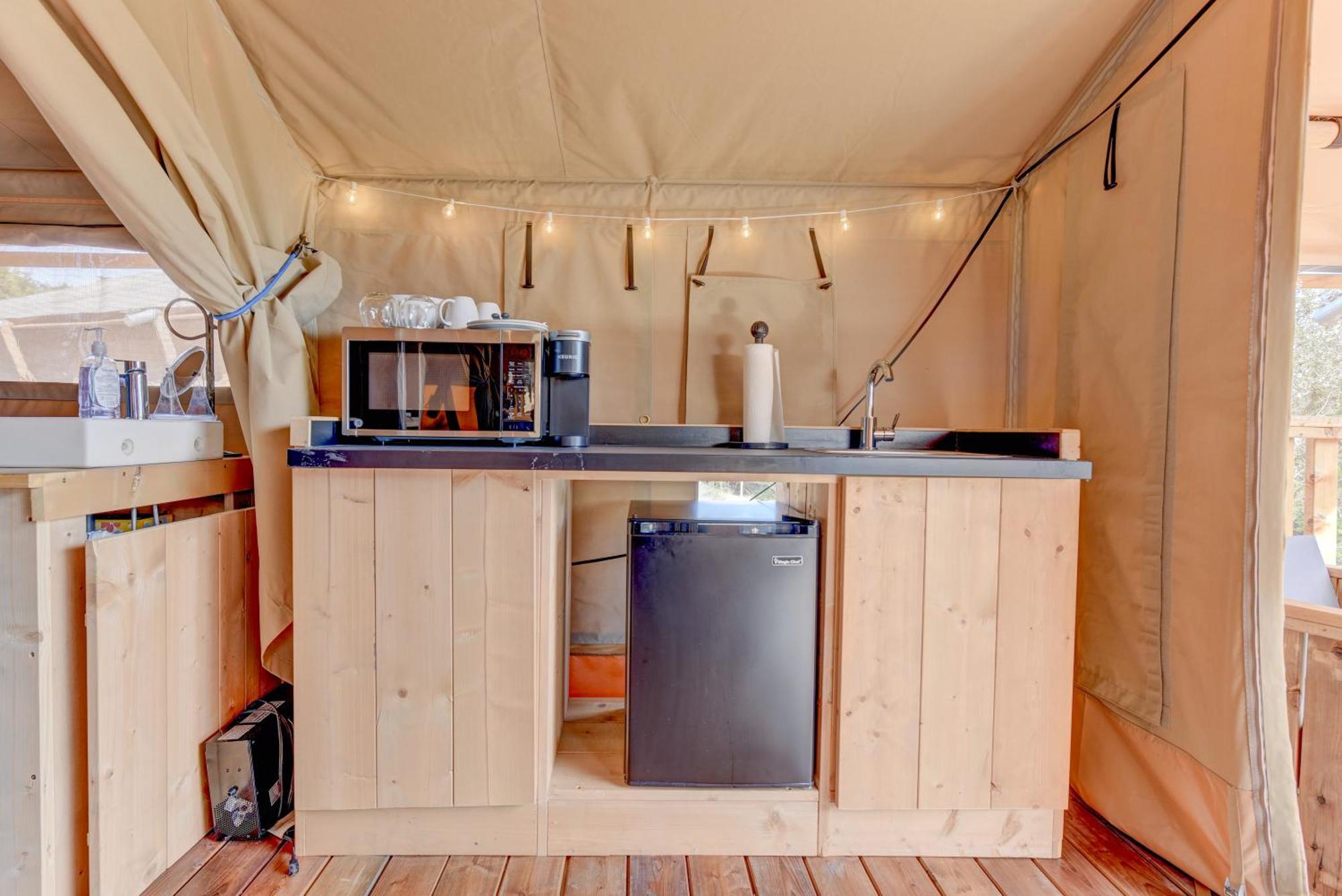 12 Fires Luxury Glamping With Heating #2 Hotel Johnson City Buitenkant foto