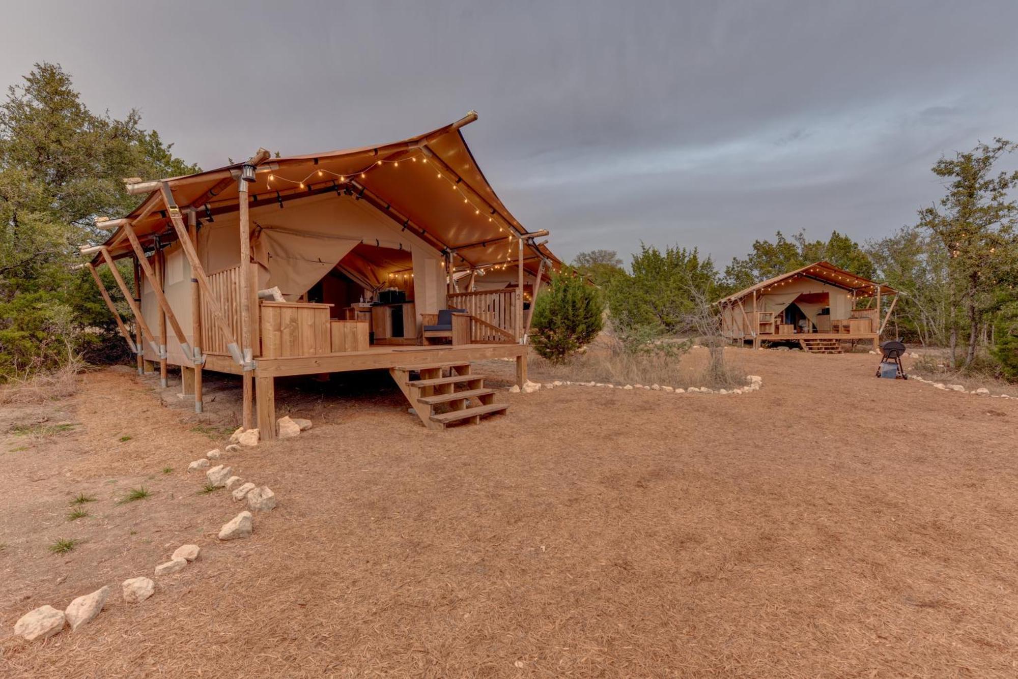 12 Fires Luxury Glamping With Heating #2 Hotel Johnson City Buitenkant foto